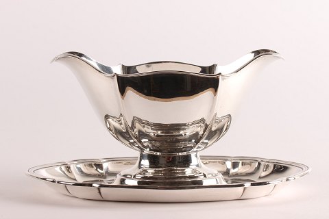 Cohr Sølv
CMC
Oval sauceskål
rococo stil