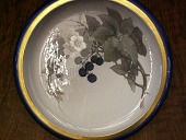 Stor kongelig procelæns fad med floral dekoration og guldkant
Sign. Ingeborg Debois 1928
Diameter 32 cm
Fin stand
emne nr:
117281 Stor kongelig procelæns fad med floral dekoration og guldkant
Sign. Ingeborg Debois 1928
Diameter 32 cm
Fin stand
emne nr:
117281