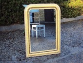 Stort gammel fransk kaminspejl m/gulpatineret træramme
Højde 100 cm - bredde 72 cm
Gl. spejlfelt
Fin stand
emne nr:
141475 Stort gammel fransk kaminspejl m/gulpatineret træramme
Højde 100 cm - bredde 72 cm
Gl. spejlfelt
Fin stand
emne nr:
141475