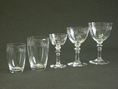 Rosenborg glasservice tegnet af Jacob E. Bang i 1929 - Holmegaard glasværk
Ring eller mail for oplysning om lagerbeholdning
Priser fra kr. 50,-
emne nr:
17220 Rosenborg glasservice tegnet af Jacob E. Bang i 1929 - Holmegaard glasværk
Ring eller mail for oplysning om lagerbeholdning
Priser fra kr. 50,-
emne nr:
17220