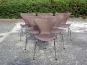 Arne Jacobsen (1902-1971)
Originale 7'er stole model 3107
Nybetrukket med chokoladebrun ren anilin læder
med fløjelsblød overflade
2 års garanti på både stol og ombetrækning
Producent: Fritz Hansen A/S
Højde 77 cm
Sædehøjde 44 cm
Bredde 50 cm
Dybde 52 cm
6 stk sælges samlet
Vi har mange forskellige farver
og kvaliteter at vælge imellem
emne nr:
217278 Arne Jacobsen (1902-1971)
Originale 7'er stole model 3107
Nybetrukket med chokoladebrun ren anilin læder
med fløjelsblød overflade
2 års garanti på både stol og ombetrækning
Producent: Fritz Hansen A/S
Højde 77 cm
Sædehøjde 44 cm
Bredde 50 cm
Dybde 52 cm
6 stk sælges samlet
Vi har mange forskellige farver
og kvaliteter at vælge imellem
emne nr:
217278