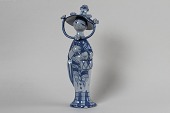 Bjørn Wiinblad (1918-2006)
Årstidsfigur i efterår udgaven M 22
Sæt a 4 - 1 for hver årstid
Højde 34 cm
Fin stand uden skår eller rep.
emne nr:
223161 Bjørn Wiinblad (1918-2006)
Årstidsfigur i efterår udgaven M 22
Sæt a 4 - 1 for hver årstid
Højde 34 cm
Fin stand uden skår eller rep.
emne nr:
223161