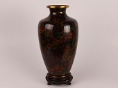 Stor gammel balusterformet cloisonné vase dekoreret med blomster
På stand af udskåret træ med defekter
Højde u/stand 32 cm - diameter 18 cm
Fin stand
emne nr:
224682 Stor gammel balusterformet cloisonné vase dekoreret med blomster
På stand af udskåret træ med defekter
Højde u/stand 32 cm - diameter 18 cm
Fin stand
emne nr:
224682