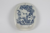 Bjørn Wiinblad (1918-2006)
Væg lysestage af fajance nr. 3580-II
Tornerose med blomster - dekoration i blåt
Produceret hos Nymølle
Længde 27 cm
Bredde 22 cm
Fin stand uden skår eller revner
emne nr:
239091 Bjørn Wiinblad (1918-2006)
Væg lysestage af fajance nr. 3580-II
Tornerose med blomster - dekoration i blåt
Produceret hos Nymølle
Længde 27 cm
Bredde 22 cm
Fin stand uden skår eller revner
emne nr:
239091