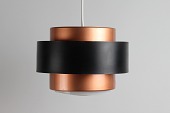 Danish Modern
Retro lampe af kobber og sort lakeret metal
med gitter af hvid plast
Diameter: 24 cm
Pæn stand efter almindelig brug
- fuld funktions dygtig
emne nr:
245414 Danish Modern
Retro lampe af kobber og sort lakeret metal
med gitter af hvid plast
Diameter: 24 cm
Pæn stand efter almindelig brug
- fuld funktions dygtig
emne nr:
245414