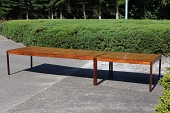 Danish Modern
Meget stort konferencebord i 2 dele
fremstillet af palisander
Dansk Møbelproducent
Længde 280 cm + 140 cm i alt 420 cm
Bredde 120 cm
Højde 73 cm
Pæn stand efter alm. brug
Bordet kan kun beses efter aftale
emne nr:
247639 Danish Modern
Meget stort konferencebord i 2 dele
fremstillet af palisander
Dansk Møbelproducent
Længde 280 cm + 140 cm i alt 420 cm
Bredde 120 cm
Højde 73 cm
Pæn stand efter alm. brug
Bordet kan kun beses efter aftale
emne nr:
247639