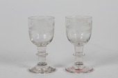 2 gamle egeløvsglas til snaps
Højde 8 cm - diameter 4 cm
Fin stand uden skår eller revner
emne nr:
258514 2 gamle egeløvsglas til snaps
Højde 8 cm - diameter 4 cm
Fin stand uden skår eller revner
emne nr:
258514