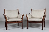 Illum Wikkelsø (1919-1999)
Par Genius stole af mahogni
med hynder betrukket med lyst stof
Producent: C. F. Christensen
Højde 77 cm
Bredde 75 cm
Dybde 73 cm
Fin stand efter almindelig brug
med lidt solblegning på træet
Stolene kan beses efter aftale
emne nr:
260285 Illum Wikkelsø (1919-1999)
Par Genius stole af mahogni
med hynder betrukket med lyst stof
Producent: C. F. Christensen
Højde 77 cm
Bredde 75 cm
Dybde 73 cm
Fin stand efter almindelig brug
med lidt solblegning på træet
Stolene kan beses efter aftale
emne nr:
260285