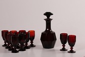 Rubinrød bøhmisk glaskaraffel samt 12 små glas fra slutningen af det 19 århundrede
Højde 19 cm - glas højde 8 cm
Fin stand uden skår
emne nr:
265100 Rubinrød bøhmisk glaskaraffel samt 12 små glas fra slutningen af det 19 århundrede
Højde 19 cm - glas højde 8 cm
Fin stand uden skår
emne nr:
265100