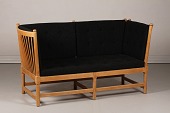 Børge Mogensen (1914-1972)
Tremmesofa nr. 1789
af ubehandlet bøgetræ
m/nye hynder betrukket med hallingdal 180
Producent: Fritz Hansen A/S
Længde 160 cm
Dybde 75 cm
Højde 86 cm
Nypris ca 45.000,-
Vores pris kr. 24.800,-
Fin stand nybetrukket og nye hynder
Sofaen kan beses efter aftale
emne nr:
273788 Børge Mogensen (1914-1972)
Tremmesofa nr. 1789
af ubehandlet bøgetræ
m/nye hynder betrukket med hallingdal 180
Producent: Fritz Hansen A/S
Længde 160 cm
Dybde 75 cm
Højde 86 cm
Nypris ca 45.000,-
Vores pris kr. 24.800,-
Fin stand nybetrukket og nye hynder
Sofaen kan beses efter aftale
emne nr:
273788