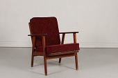 Danish Modern
Easy chair fremstillet af teak farvet træ
m/løse vendbare hynder
Dansk møbelproducent
Højde 46/82 cm
Bredde 63 cm
Dybde 77 cm
Pæn stand efter alm. brug
- betræk med patina
Stolen kan beses efter aftale
emne nr:
289811 Danish Modern
Easy chair fremstillet af teak farvet træ
m/løse vendbare hynder
Dansk møbelproducent
Højde 46/82 cm
Bredde 63 cm
Dybde 77 cm
Pæn stand efter alm. brug
- betræk med patina
Stolen kan beses efter aftale
emne nr:
289811