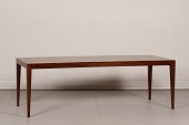 Severin Hansen Jr.
Sofabord af palisandeer
med lige tilspidsende ben
Producent: Haslev Møblefabrik
Længde 150 cm
Bredde 60 cm
Højde 50 cm
Pæn stand efter alm. brug
Sofabordet kan beses efter aftale
emne nr:
295567 Severin Hansen Jr.
Sofabord af palisandeer
med lige tilspidsende ben
Producent: Haslev Møblefabrik
Længde 150 cm
Bredde 60 cm
Højde 50 cm
Pæn stand efter alm. brug
Sofabordet kan beses efter aftale
emne nr:
295567