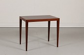Severin Hansen Jr.
Palisander lampebord
med tilspisede ben
Producent: Haslev Møbler
Længde 57 cm
Bredde 37 cm
Højde 50 cm
Fin stand
med lidt farveforskel
Bordet kan beses efter aftale
emne nr:
301319 Severin Hansen Jr.
Palisander lampebord
med tilspisede ben
Producent: Haslev Møbler
Længde 57 cm
Bredde 37 cm
Højde 50 cm
Fin stand
med lidt farveforskel
Bordet kan beses efter aftale
emne nr:
301319