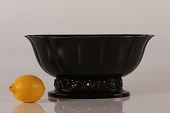 Just Andersen
Oval Art Deco jardinere fra 1930'erne
fremstillet af brunpatineret disco metal
Model nr. 164
Længde 30 cm
Højde 14 cm
Bredde 20 cm
Fin stand med god patina
emne nr:
316268 Just Andersen
Oval Art Deco jardinere fra 1930'erne
fremstillet af brunpatineret disco metal
Model nr. 164
Længde 30 cm
Højde 14 cm
Bredde 20 cm
Fin stand med god patina
emne nr:
316268