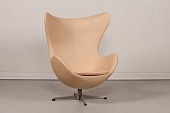 Arne Jacobsen (1902-1971)
Æggestol model 3316 produceret år 1964
Nybetrukket med vegetal
ren anilin læder
Producent: Fritz Hansen A/S
Højde 108 cm
Sædehøjde 40 cm
Bredde 90 cm
Dybde 80 cm
Nypris ca kr. 96.000,-
Vores pris kr. 48.000,-
Stolen kan beses efter aftale
emne nr:
325437 Arne Jacobsen (1902-1971)
Æggestol model 3316 produceret år 1964
Nybetrukket med vegetal
ren anilin læder
Producent: Fritz Hansen A/S
Højde 108 cm
Sædehøjde 40 cm
Bredde 90 cm
Dybde 80 cm
Nypris ca kr. 96.000,-
Vores pris kr. 48.000,-
Stolen kan beses efter aftale
emne nr:
325437