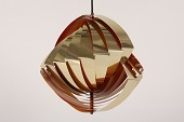 Louis Weisdorf (1932- )
Konkylie lampe
fremstillet af aluminium belagt med messing
og lakeret med gul og orange på indersiden
Producent: Lyfa
Diameter 40 cm
Højde 35 cm + ledning
Rigtig fin stand
og fuld funktionsdygtig
emne nr:
328502 Louis Weisdorf (1932- )
Konkylie lampe
fremstillet af aluminium belagt med messing
og lakeret med gul og orange på indersiden
Producent: Lyfa
Diameter 40 cm
Højde 35 cm + ledning
Rigtig fin stand
og fuld funktionsdygtig
emne nr:
328502