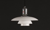 Poul Henningsen (1894-1967)
PH pendel 2/1
m/skærme af hvid opalglas
fatningshus af blank forcromet metal
Diameter 20 cm
Producent: Louis Poulsen A/S
Fin stand uden skår eller revner
Stari Classic garanterer for funktionaliteten
emne nr:
330090 Poul Henningsen (1894-1967)
PH pendel 2/1
m/skærme af hvid opalglas
fatningshus af blank forcromet metal
Diameter 20 cm
Producent: Louis Poulsen A/S
Fin stand uden skår eller revner
Stari Classic garanterer for funktionaliteten
emne nr:
330090