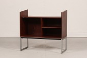 Bang & Olufsen + Jacob Jensen
Lille skænk/ kabinet af palisander
Dansk møbelproducent
Længde 77 cm
Højde 73 cm
Dybde 35 cm
Fin stand efter alm brug
Kabinettet kan beses efter aftale
emne nr:
332581 Bang & Olufsen + Jacob Jensen
Lille skænk/ kabinet af palisander
Dansk møbelproducent
Længde 77 cm
Højde 73 cm
Dybde 35 cm
Fin stand efter alm brug
Kabinettet kan beses efter aftale
emne nr:
332581