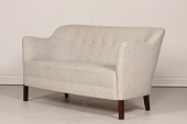 Dansk Møbeldesign
Lille overpolstret sofa med lyst uld
og knapper
Dansk Møbelproducent
Længde 132 cm
Højde 74 cm
Dybde 70 cm
Pæn stand med lille brændmærke i betræk
Sofaen kan beses efter aftale
emne nr:
334564 Dansk Møbeldesign
Lille overpolstret sofa med lyst uld
og knapper
Dansk Møbelproducent
Længde 132 cm
Højde 74 cm
Dybde 70 cm
Pæn stand med lille brændmærke i betræk
Sofaen kan beses efter aftale
emne nr:
334564