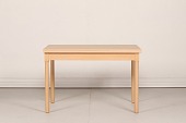Børge Mogensen (1914-1972)
Sofaklapbord FH 4500
Sæbebehandlet bøgetræ
Denne model er tegnet til tremmesofaen
Producent: Fritz Hansen A/S
Længde 90 cm
Bredde 60/120 cm
Højde 60 cm
Fin stand efter almindelig brug
Bordet kan beses efter aftale
emne nr:
337996 Børge Mogensen (1914-1972)
Sofaklapbord FH 4500
Sæbebehandlet bøgetræ
Denne model er tegnet til tremmesofaen
Producent: Fritz Hansen A/S
Længde 90 cm
Bredde 60/120 cm
Højde 60 cm
Fin stand efter almindelig brug
Bordet kan beses efter aftale
emne nr:
337996