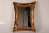 Antik konveks formet spejl af forgyldt træ med gesso
Højde 68 cm - bredde 53 cm
Fin stand med patina
emne nr:
352433 Antik konveks formet spejl af forgyldt træ med gesso
Højde 68 cm - bredde 53 cm
Fin stand med patina
emne nr:
352433