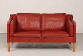 Børge Mogensen (1914-1972)
Sofa 2212 m/ege ben
betrukket med mørk rødbrunt originalt læder
Producent: Fredericia Stolefabrik
Længde 158 cm
Dybde 81 cm
Højde 77 cm
Sædehøjde 43 cm
Sofaen kan beses efter aftale
Rigtig fin stand med gode hynder
emne nr:
355968 Børge Mogensen (1914-1972)
Sofa 2212 m/ege ben
betrukket med mørk rødbrunt originalt læder
Producent: Fredericia Stolefabrik
Længde 158 cm
Dybde 81 cm
Højde 77 cm
Sædehøjde 43 cm
Sofaen kan beses efter aftale
Rigtig fin stand med gode hynder
emne nr:
355968