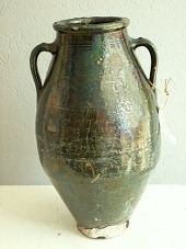 Gammel Græsk krukke med øre og mørkgrøn glasur
Højde 51 cm
emne nr:
65982 Gammel Græsk krukke med øre og mørkgrøn glasur
Højde 51 cm
emne nr:
65982