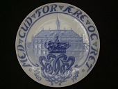 Bing & Grøndahl platte "Med gud for ære og ret" 1863 - 1906
Diameter 20,5 cm
emne nr:
79902 Bing & Grøndahl platte "Med gud for ære og ret" 1863 - 1906
Diameter 20,5 cm
emne nr:
79902