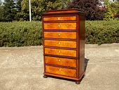 Gammel chiffoniere med 7 skuffer af nøddetræ udsmykket med sorte stregindlægninger
Højde 164 cm - bredde 99 cm - dybde 51 cm
Chiffonieren kan beses efter forudgående aftale
emne nr:
89856 Gammel chiffoniere med 7 skuffer af nøddetræ udsmykket med sorte stregindlægninger
Højde 164 cm - bredde 99 cm - dybde 51 cm
Chiffonieren kan beses efter forudgående aftale
emne nr:
89856