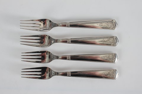 Holberg Silver Cutlery
Dinner forks
L 19 cm